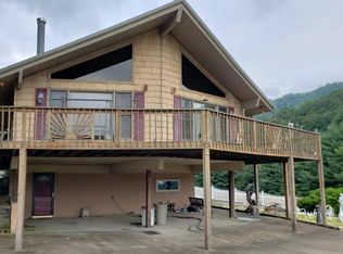 2031 Deer Run Rd, Mountain City, TN 37683