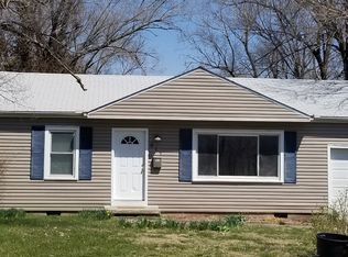 817 Vest Dr, Warrensburg, MO 64093