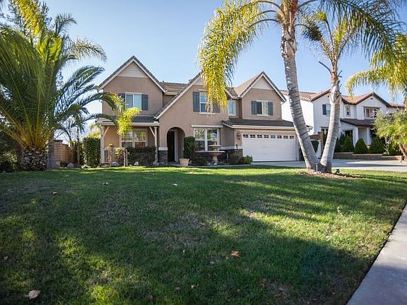 2nd image of 35901 Bingley Ct