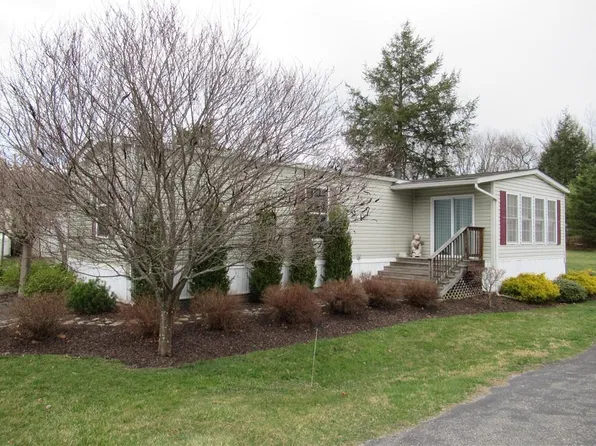 18 Christina Drive, Dover Plains, NY 12522