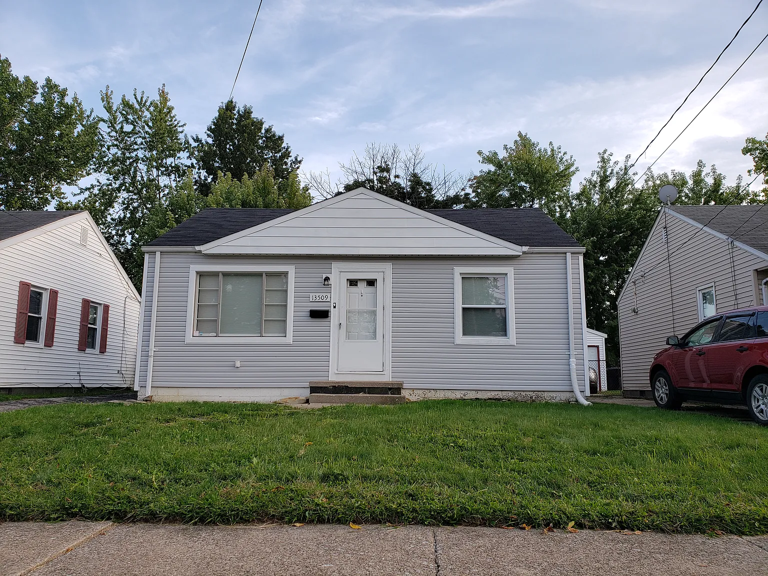 2 bed, 696 sqft, $1,446 — Photo 1