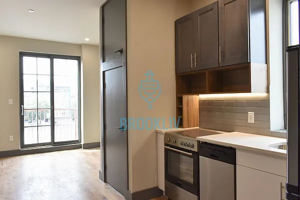 Rented by null | media 15