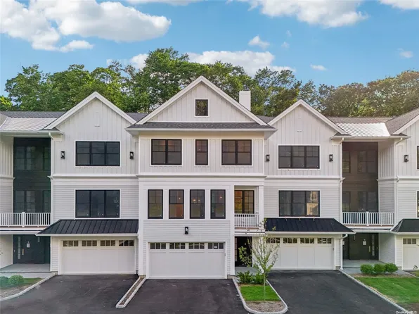 133 Spring Road #6, Huntington, NY 11743