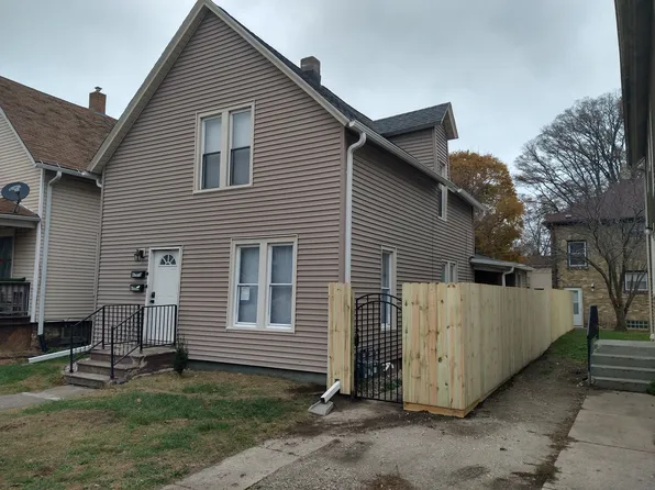 6117 12th Ave #B, Kenosha, WI 53143
