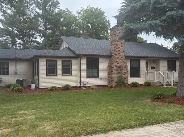 217 W Franklin St, Rockton, IL 61072