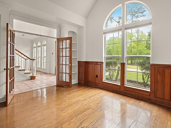 5th image of 119 Maple Ridge Way
