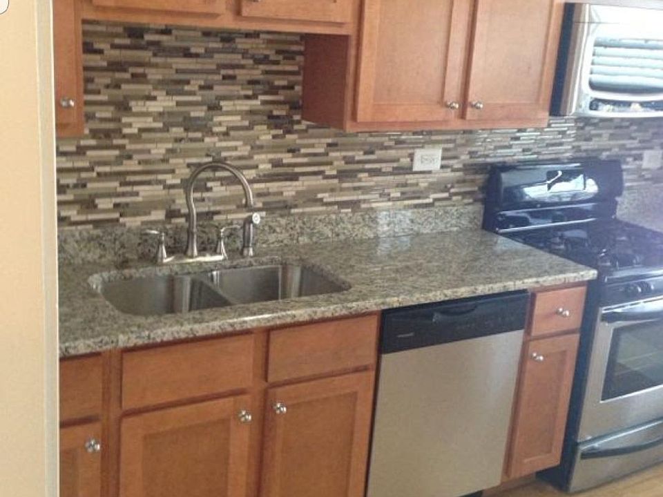 2nd image of 808 S Carpenter Ave #342237