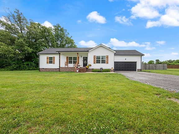 2nd image of 449 Cannon Way