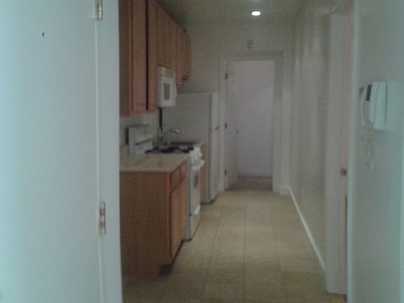 kitchen through to back