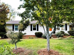 1516 Friendly Chapel Rd, Greensboro, NC 27406