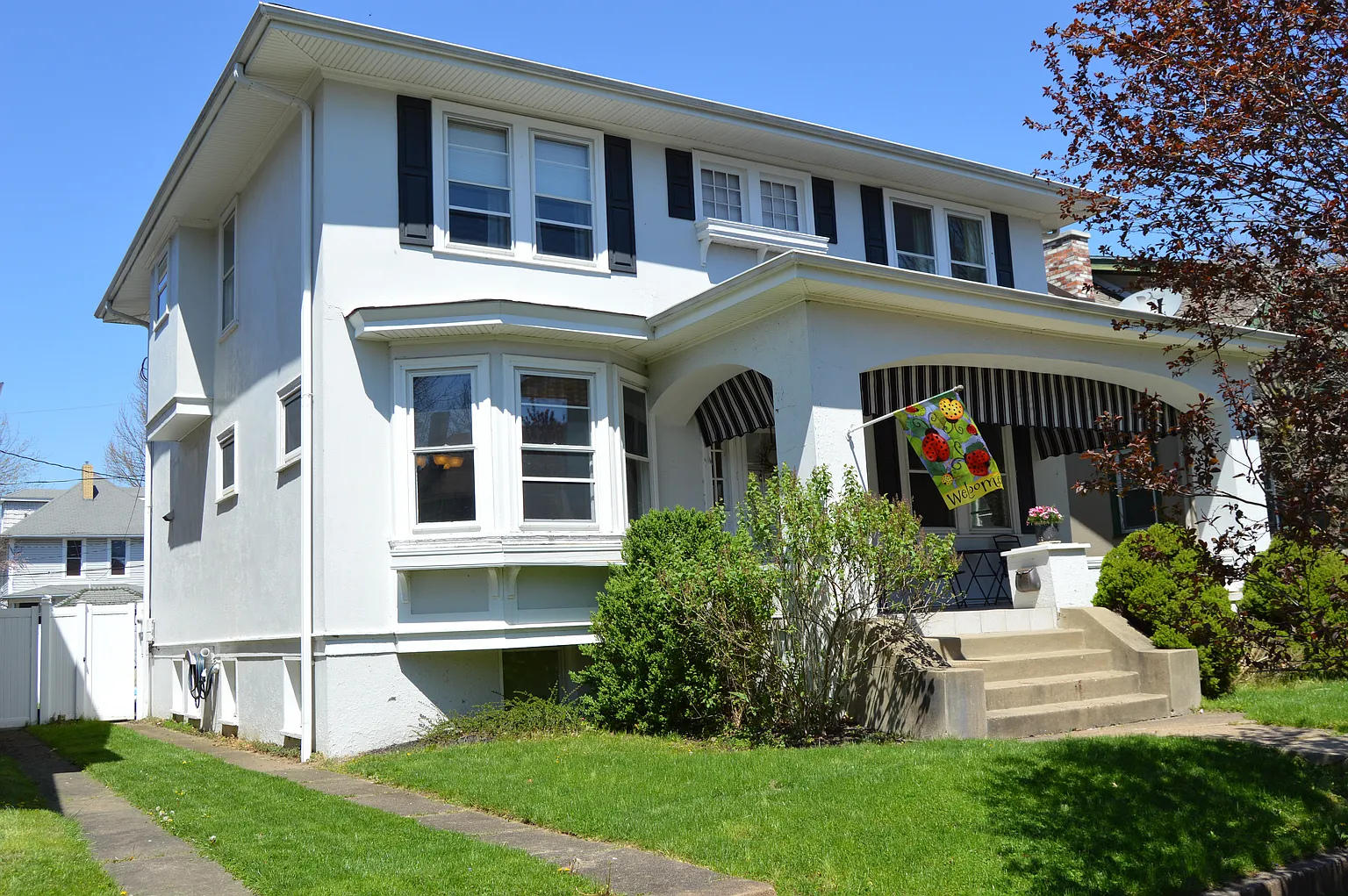 16 Linden Ave photo 1