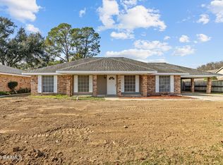 216 Orgeron Dr, Lafayette, LA 70506