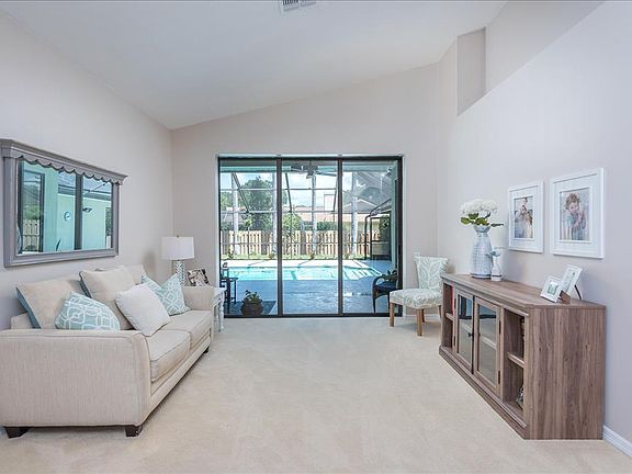 5th image of 5437 Oakridge Dr