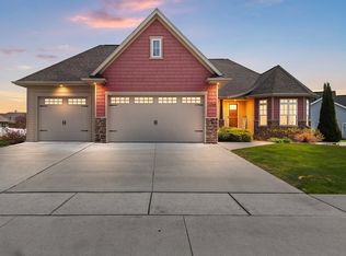 1344 Lear Ln, De Pere, WI 54115
