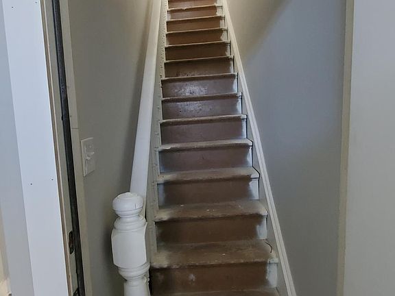 3rd image of 2109 Jefferson Ave APT B