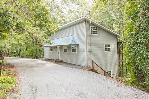 2nd image of 80 Hickory Ridge Ct