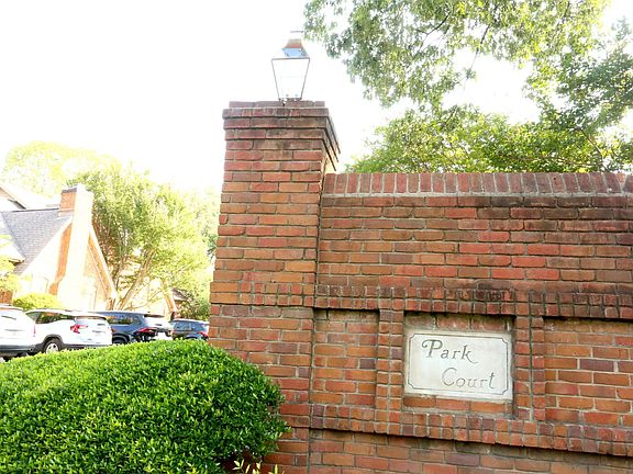 2nd image of 1046 Park Court Dr