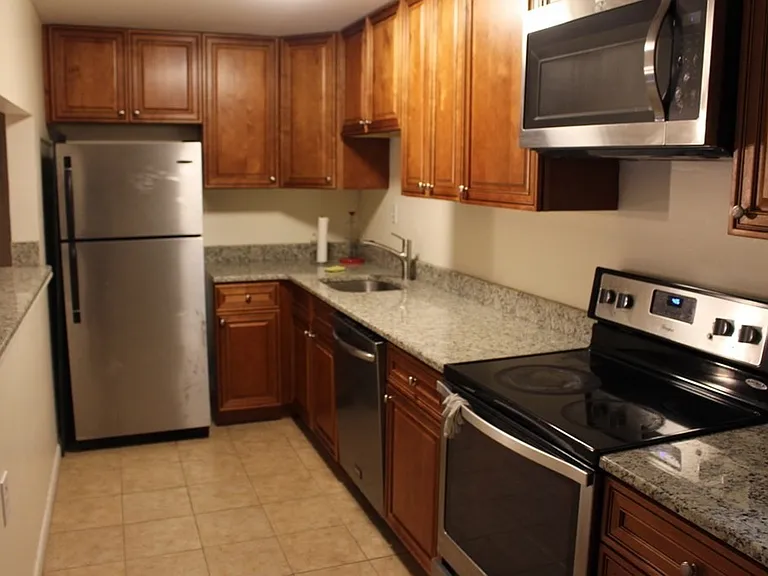 121 Tremont St #1A — Photo 6