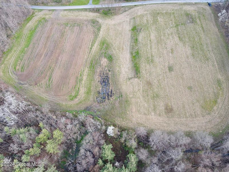 2nd image of 280 Croll Road