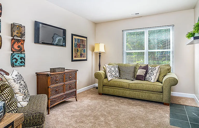 The Meadows Apartments Lakemoor — Photo 9