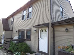 564B Turney Rd #B, Bedford, OH 44146