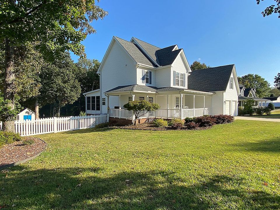 2nd image of 1112 Red Brick Rd
