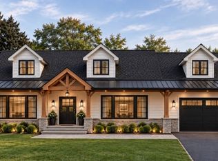 70 Hardwick Ln, Wayne, NJ 07470