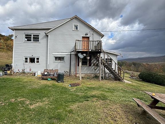 3rd image of 875 R And D Ln