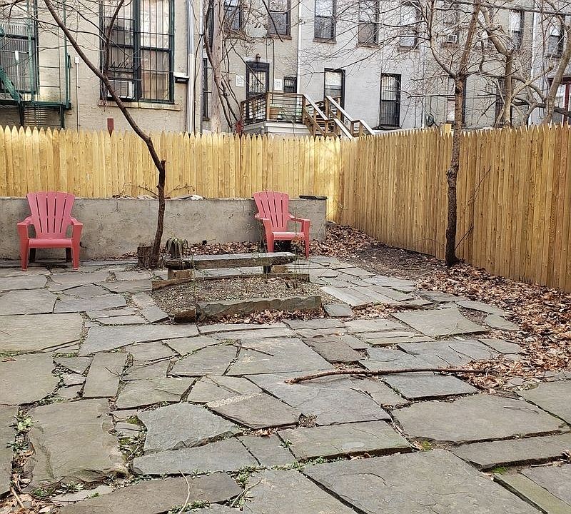 1st image of 210 Hancock St