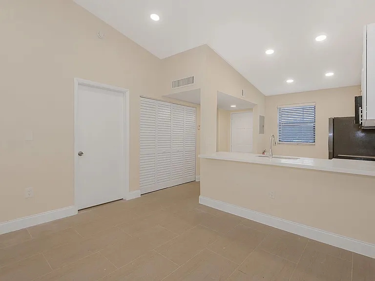 9951 Nob Hill Pl — Photo 9