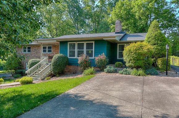1st image of 311 Lambeth Dr