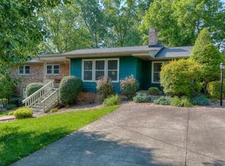 311 Lambeth Dr, Johnson City, TN 37601