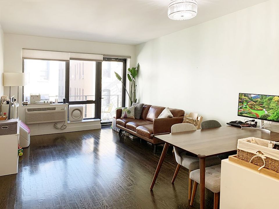 1st image of 1125 45th Ave APT 4D