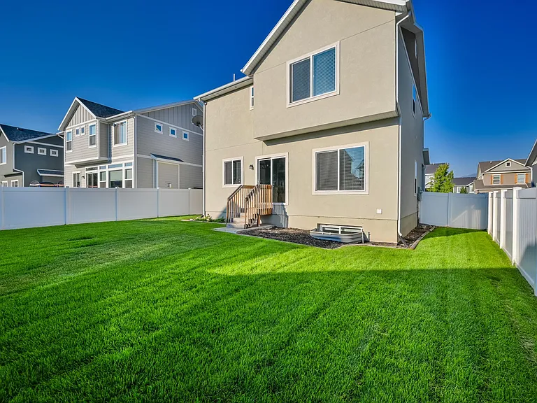 1113 S Meadow Walk Dr — Photo 7