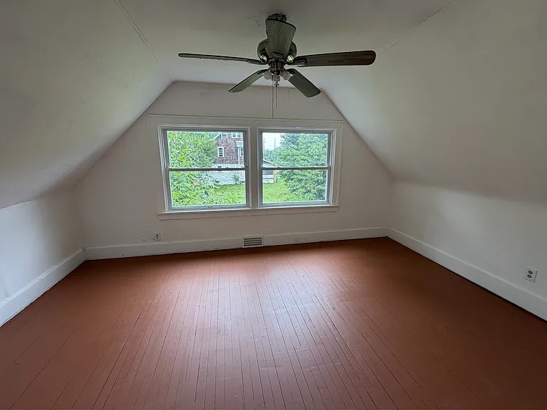 3724 Hillman St — Photo 15