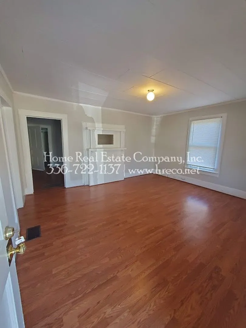 1416 E. 24th Street — Photo 3