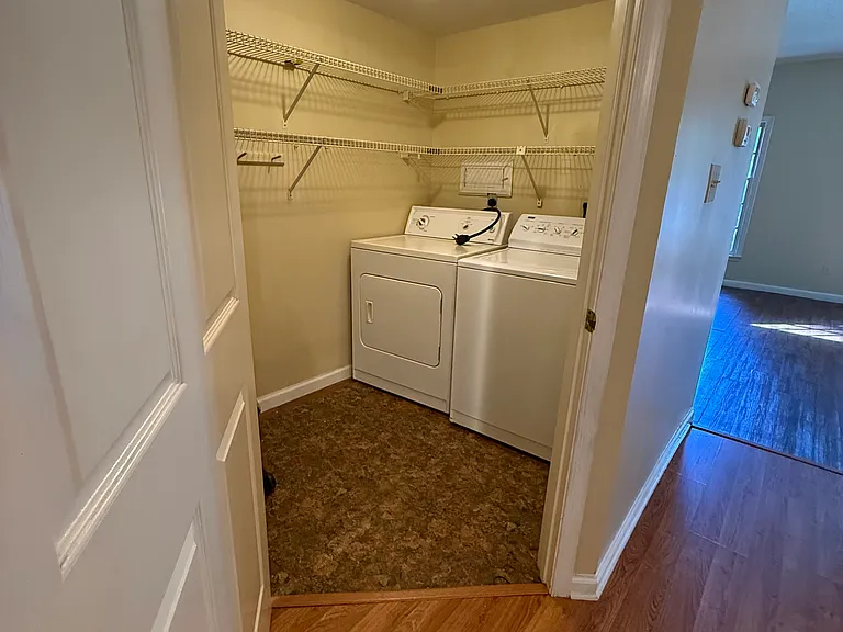 2919 Faversham Pl #TOWNHOUSE — Photo 6