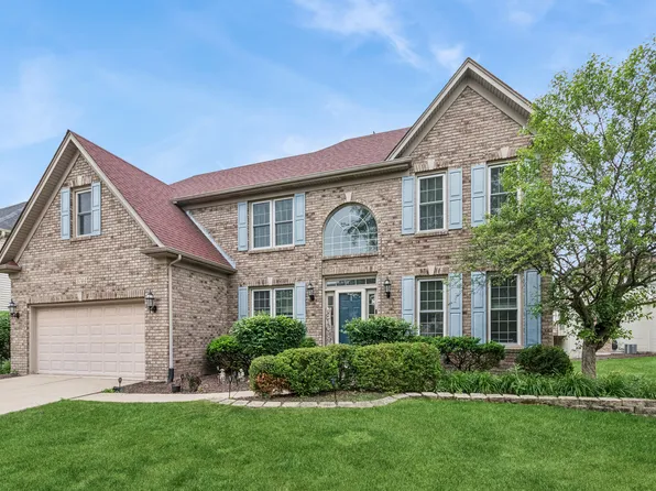 3744 Highknob Cir, Naperville, IL 60564