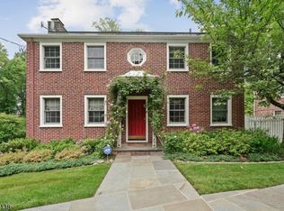 356 Fairmount Ave, Chatham, NJ