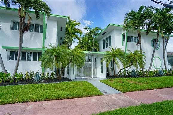2nd image of 2180 Bay Dr Unit 7B-2180-7B