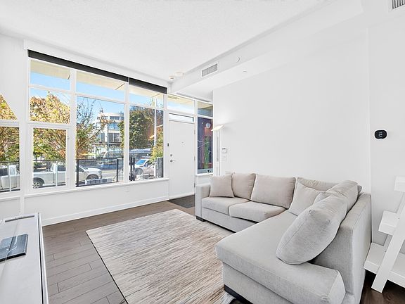 5th image of 8555 Capstan Way #Townhouse 05