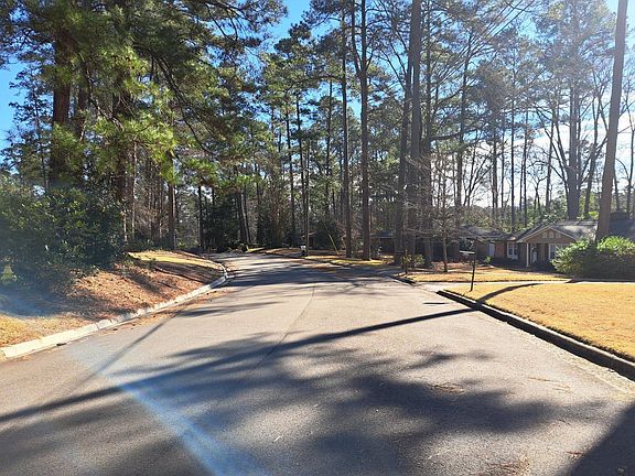 5th image of 3116 Trafalgar Dr