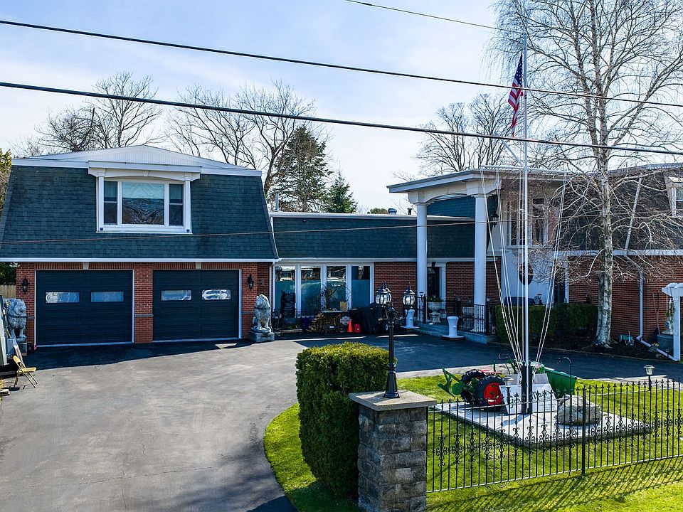 1st image of 6 Middlefield Pl