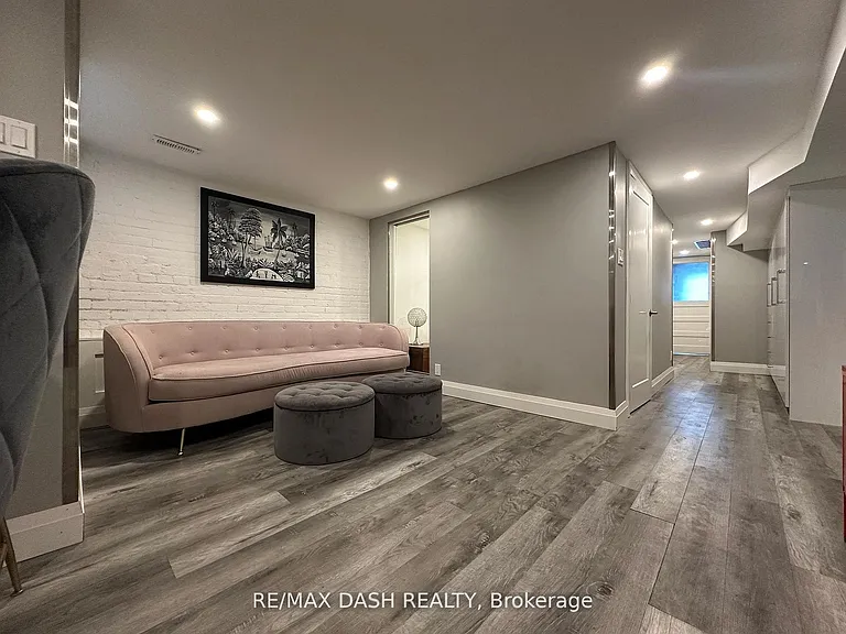 725 Palmerston Ave W #BASEMENT — Photo 1