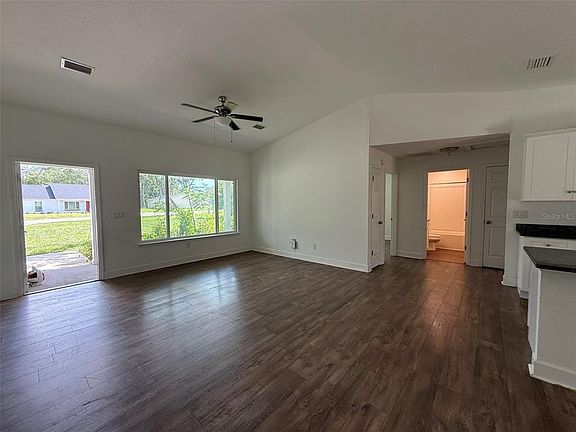 5th image of 13128 NE 7TH LOOP