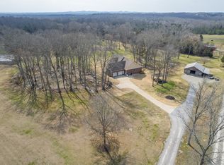 2834 Bolton Rd, Columbia, TN 38401