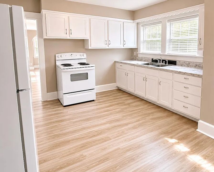 1st image of 1532 53rd St