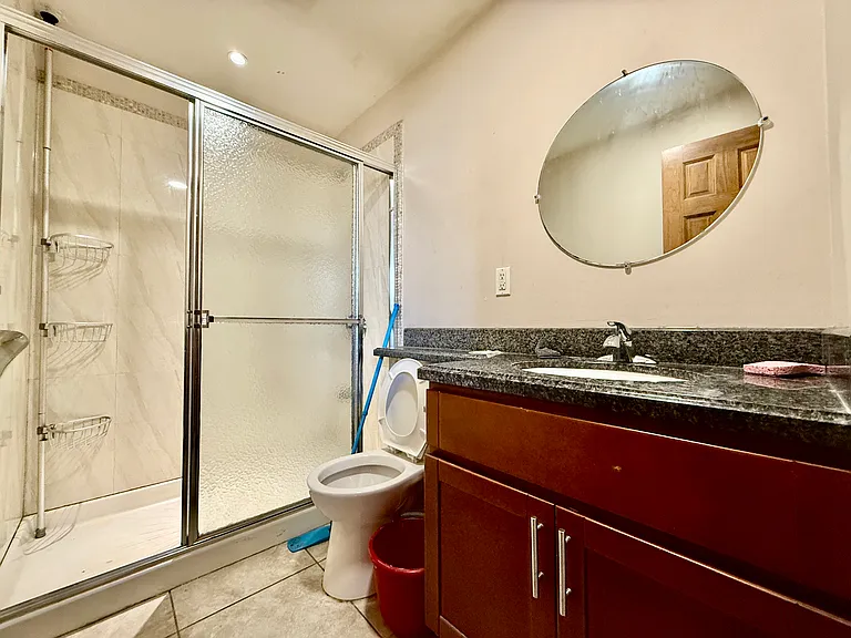 6739 5th Ave #3B — Photo 9