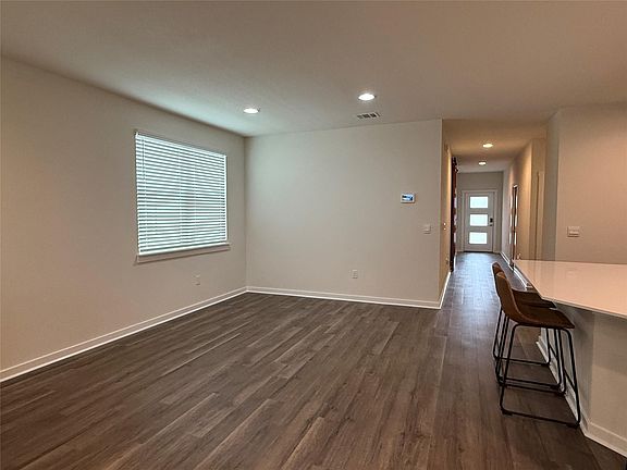 4th image of 7709 Linnie Ln