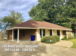 200 Miller St, Batesville, MS 38606